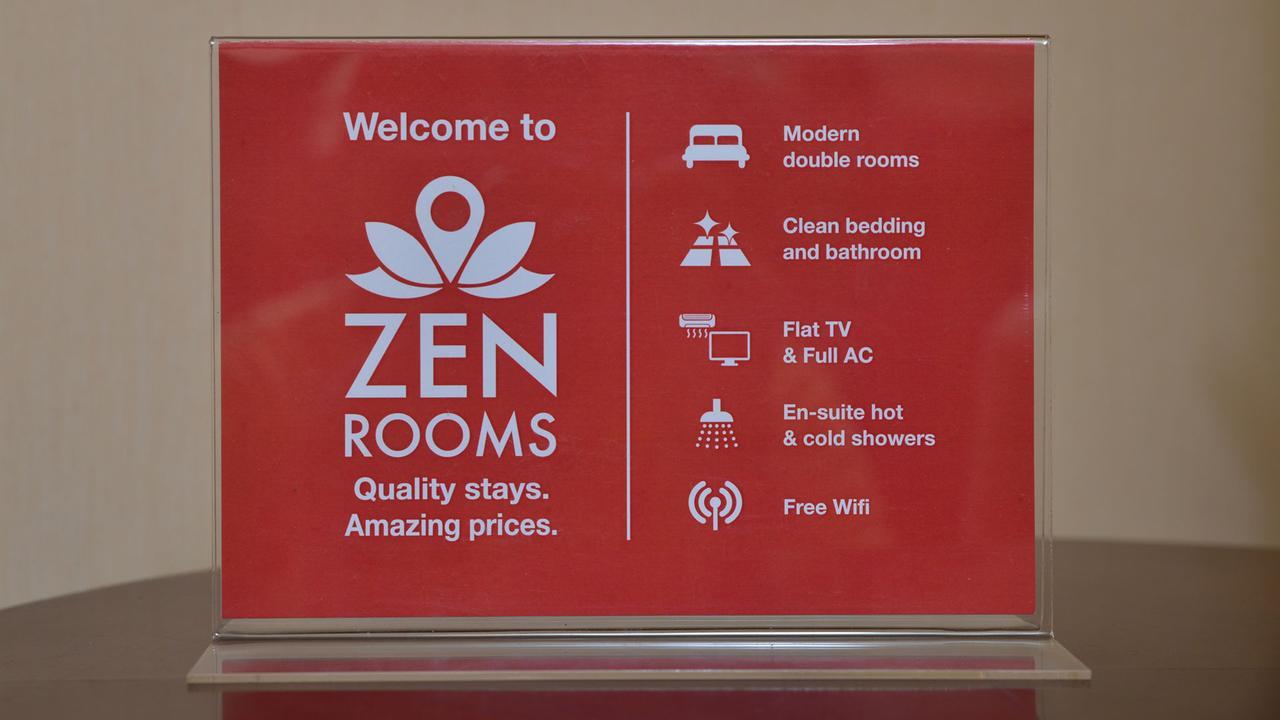 Zen Rooms Basic Kualanamu Medan Exteriör bild