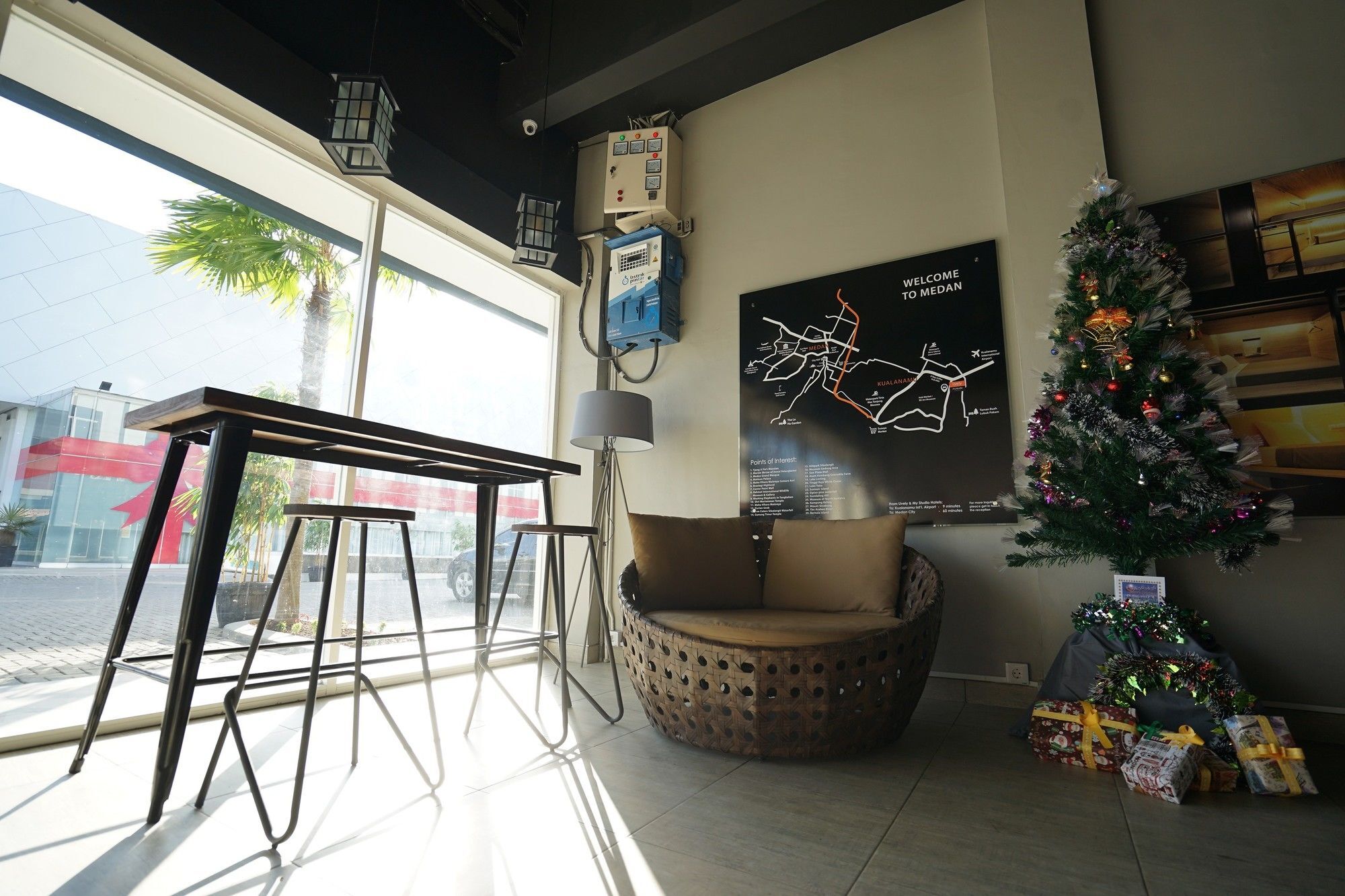 Zen Rooms Basic Kualanamu Medan Exteriör bild